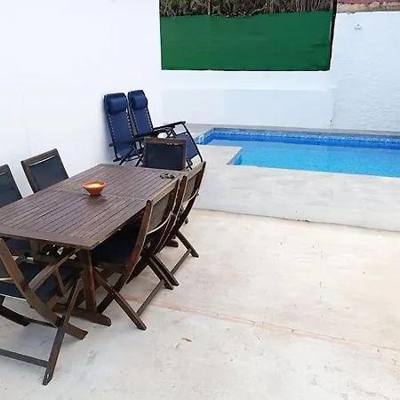 Ferienhaus Casa Robles, Casa Independiente Con Piscina