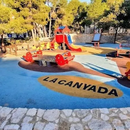 Casa Robles, Casa Independiente Con Piscina Ferienhaus Partida de La Cañada